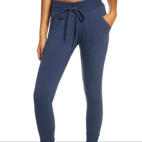 Free People Movement Sunny Skinny Blue Joggers. Size L - Picture 12 of 13